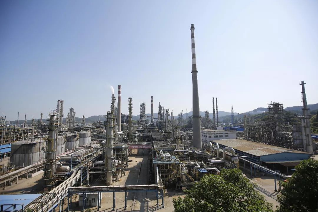 湖南石油化工(湖南石油化工职业技术学院校风)